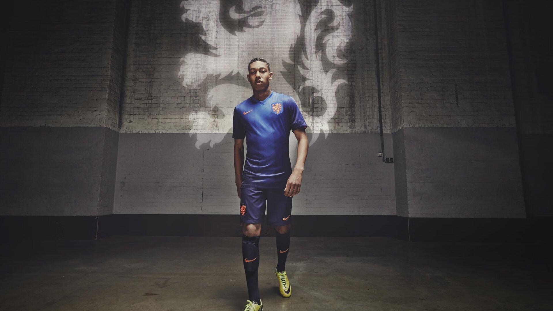 斯诺克英锦赛资格赛周跃龙强势晋级，中国军团再添正赛席位